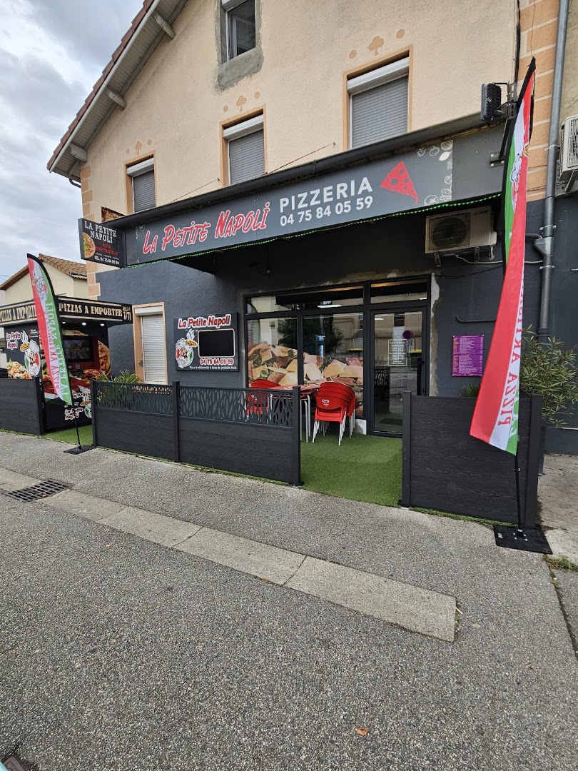 pizzeria la Petite Napoli · Photos 4